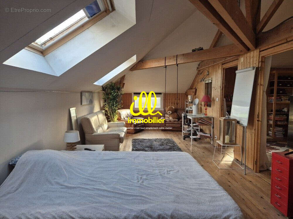 Maison 172 m² à Charleville-Mezieres  - photo 7