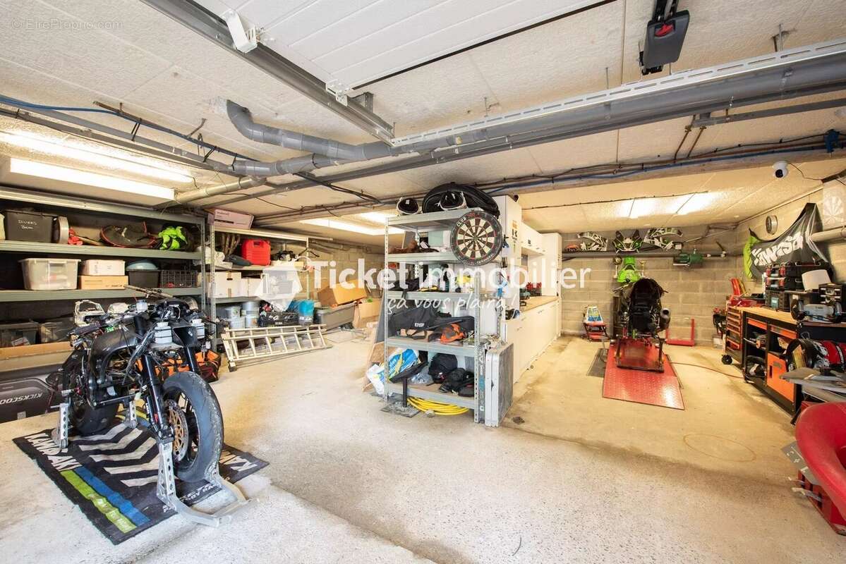 Maison à SAINT-JORY