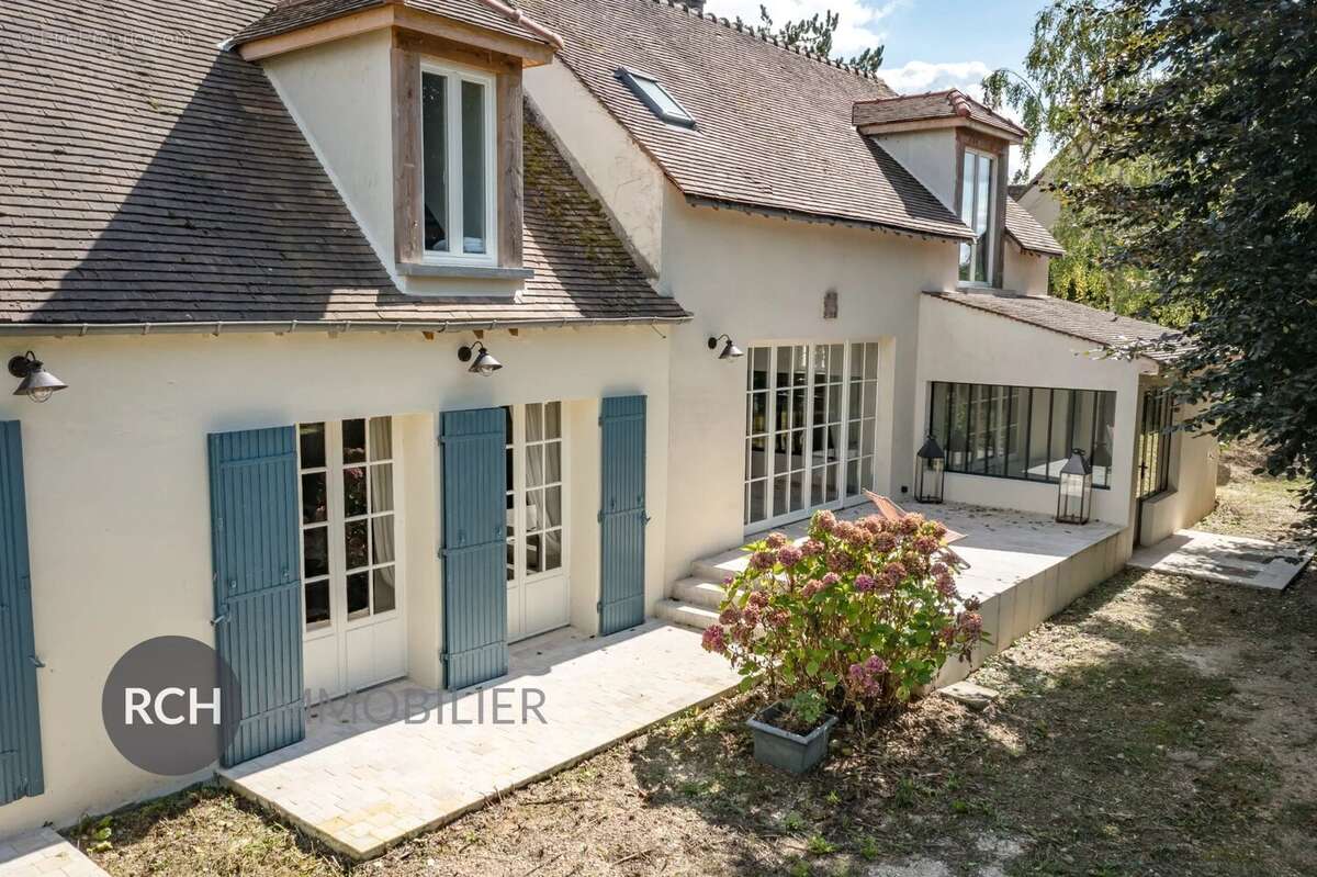 Maison à MONTFORT-L'AMAURY