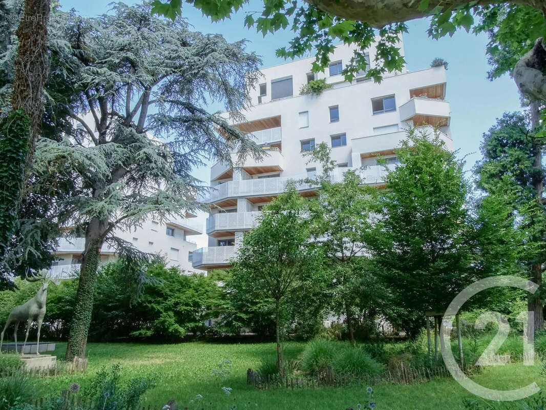 Appartement à LYON-8E