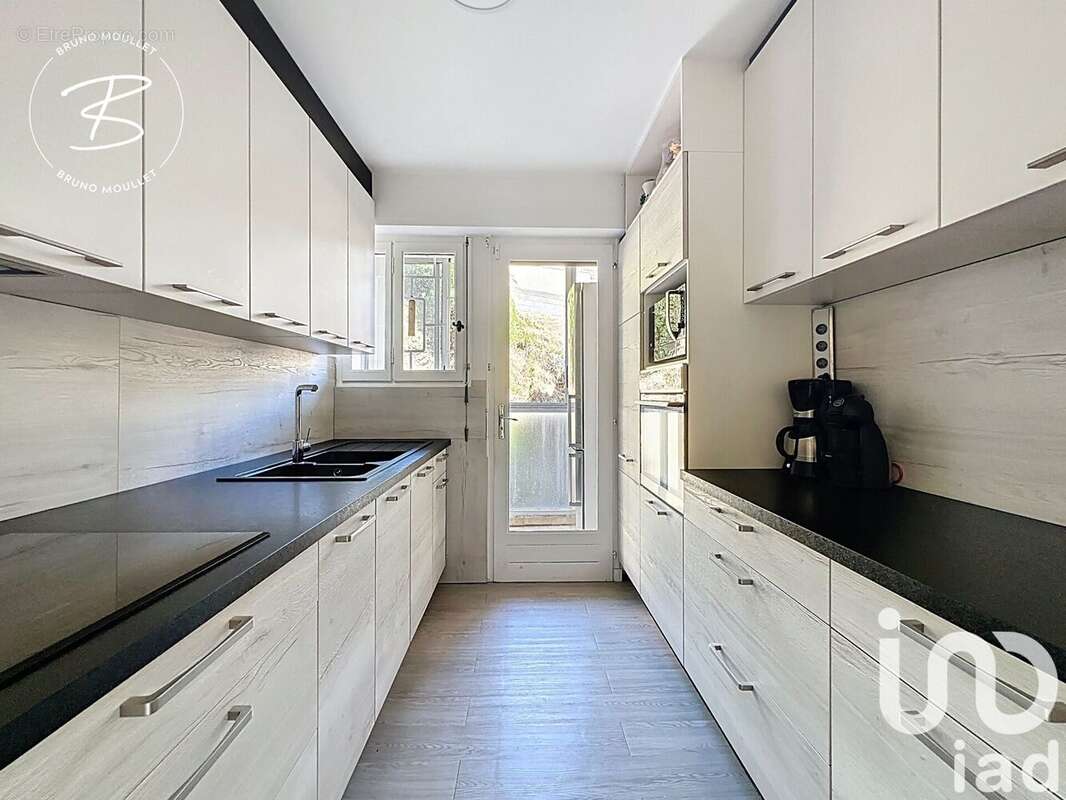 Photo 2 - Appartement à SIX-FOURS-LES-PLAGES