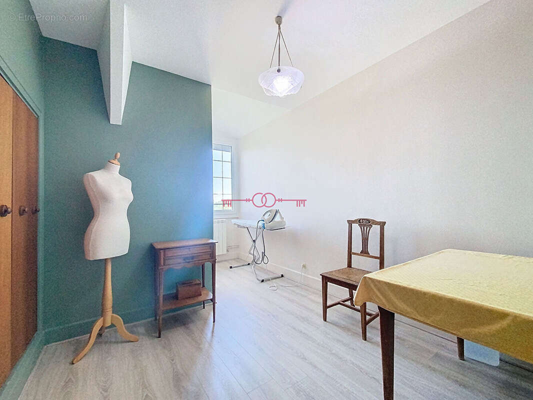 Maison à VILLE-SUR-TOURBE