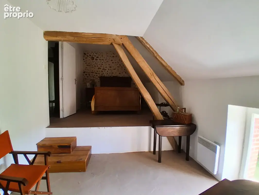 Longère avec dépendances, écurie et grange au calme d'un hameau - photo 8