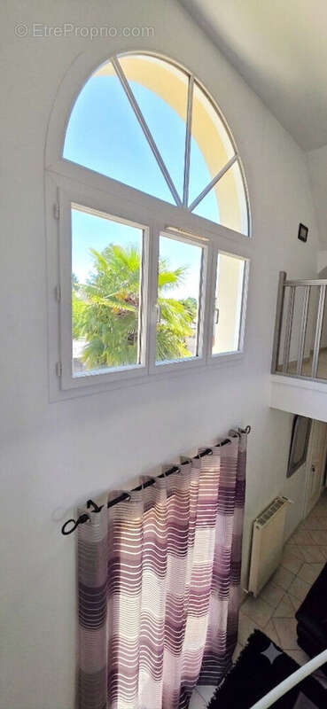 MAUREPAS VILLAGE Maison  7 pièce(s) 175 m2 - photo 6