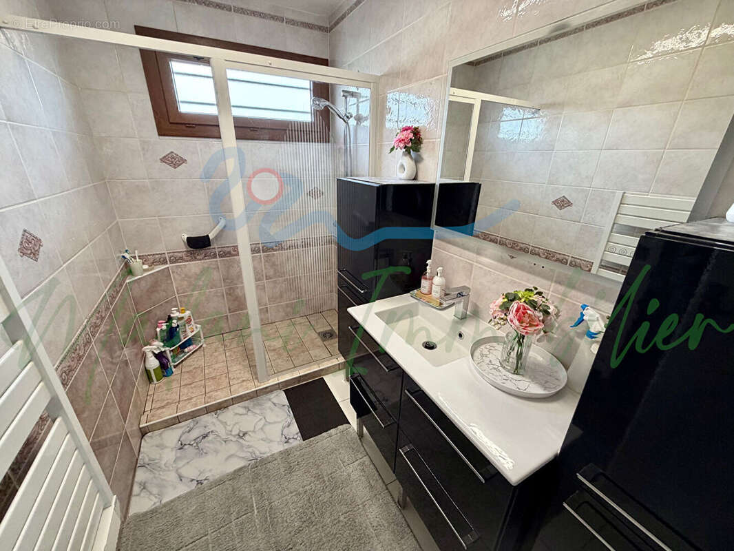 Maison à LIMETZ-VILLEZ