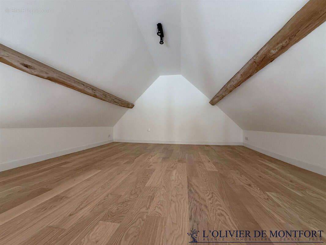 Maison à MONTFORT-L'AMAURY