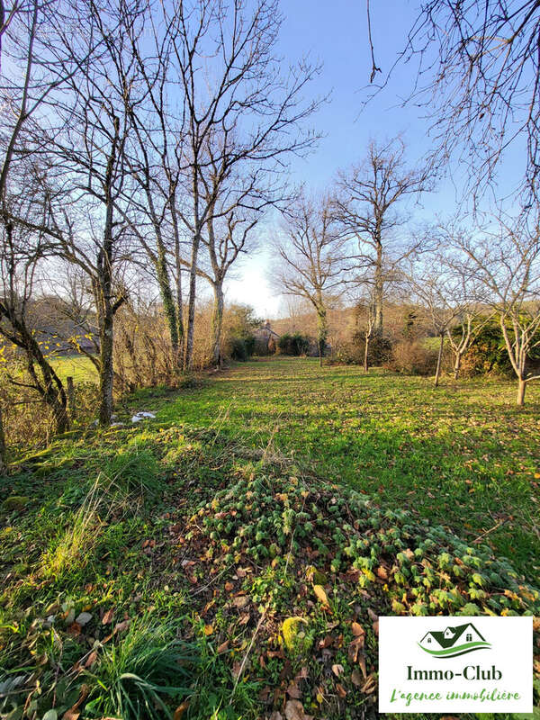 Maison à MONTIGNY-EN-MORVAN