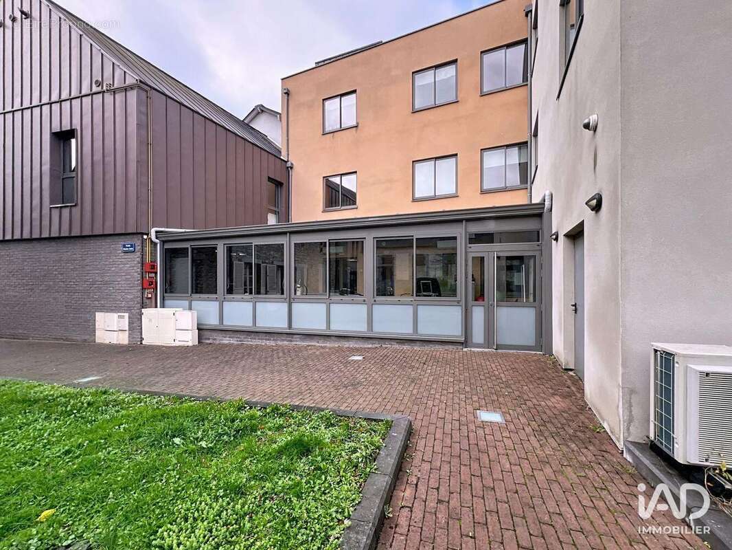 Photo 4 - Commerce à GIVET