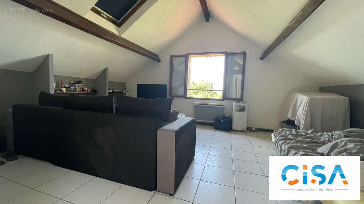 Appartement à PONT-SAINTE-MAXENCE