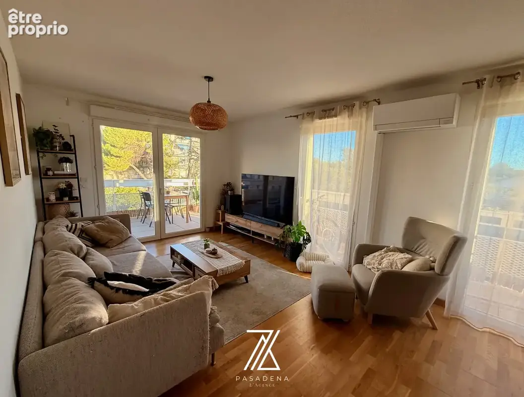 Vente appartement T3 65 m2 Montpellier Près d'arènes Nouvelle Mairie Port Marianne - photo 2