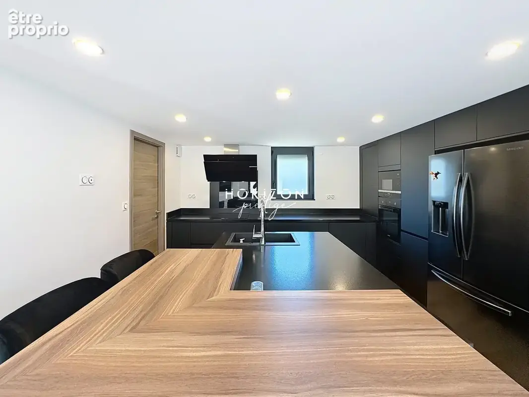 Maison 7 pièces 200 m² à vendre à Feillens (01570) - photo 7