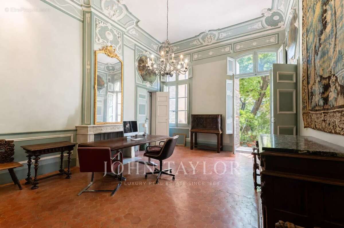 Appartement d'exception avec jardin et piscine au cœur du quartier Mazarin - photo 28