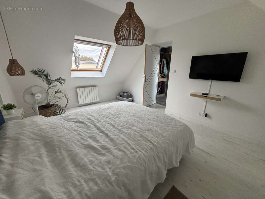 Maison à SAINT-DERRIEN