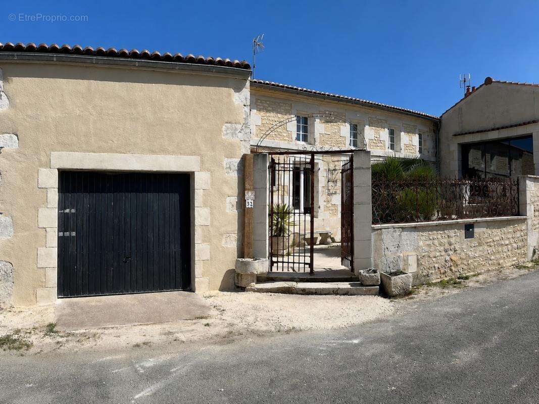 Maison à SAINT-VAIZE