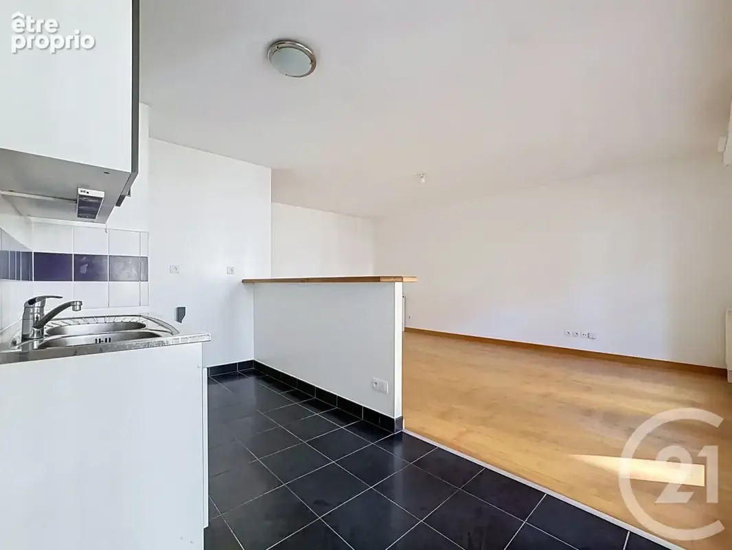 Appartement 3 pièces 69 m² à vendre à Reims (51100) - photo 3