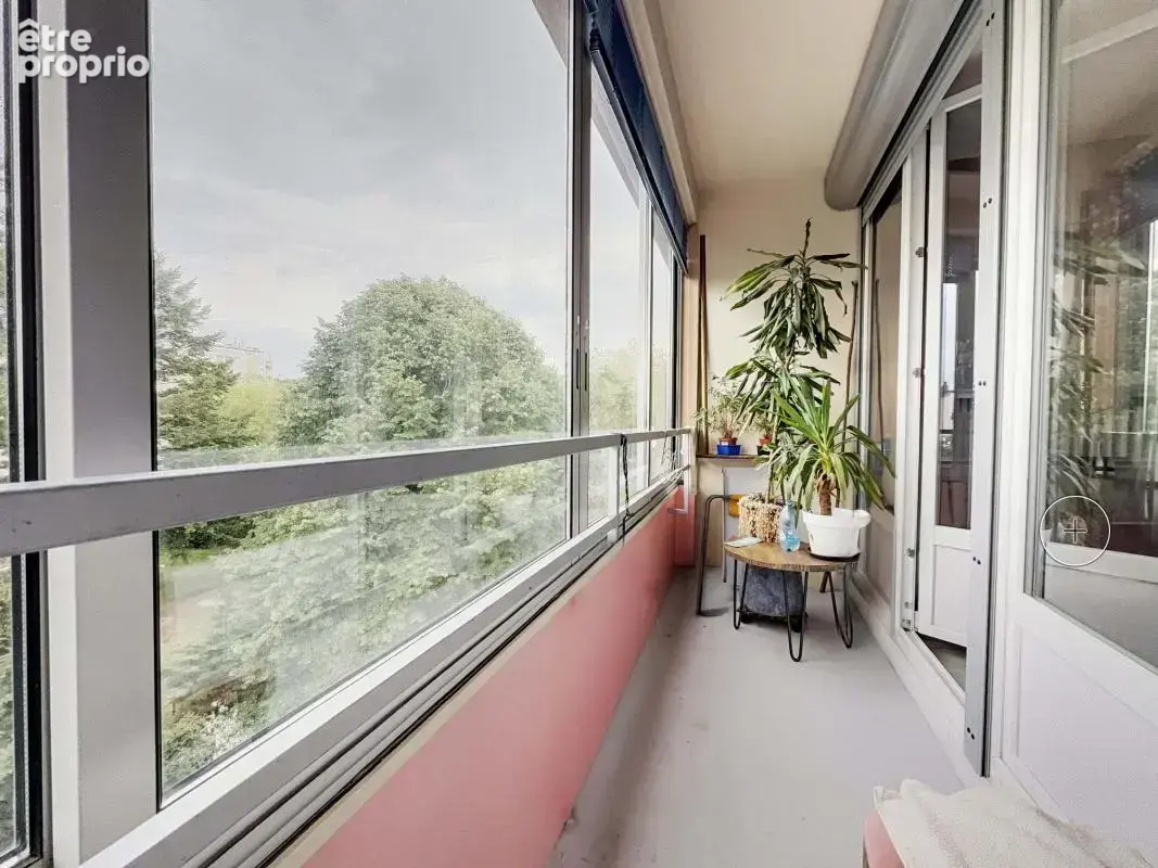 Appartement T4 vendu meublé  dans résidence calme et sécurisée - photo 2