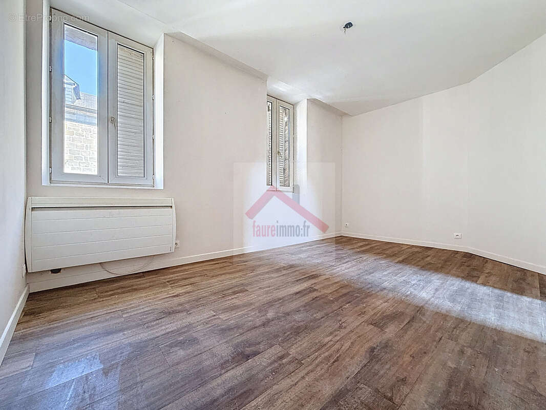 Appartement à BRIVE-LA-GAILLARDE
