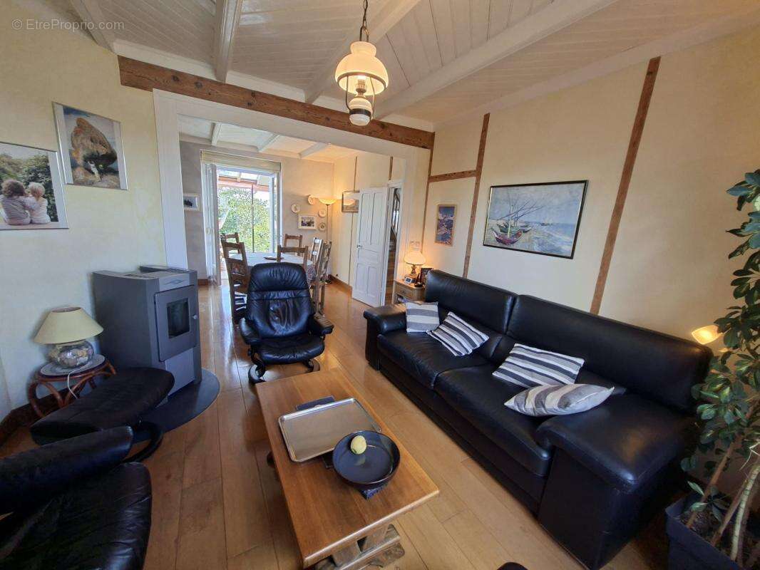 Plouézoch – Dourduff-en-Mer – Maison 137 m² avec vue dégagée, proche mer - photo 5