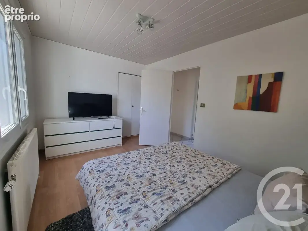 Maison 4 pièces 85 m² à vendre à La Chapelle-Naude (71500) - photo 10