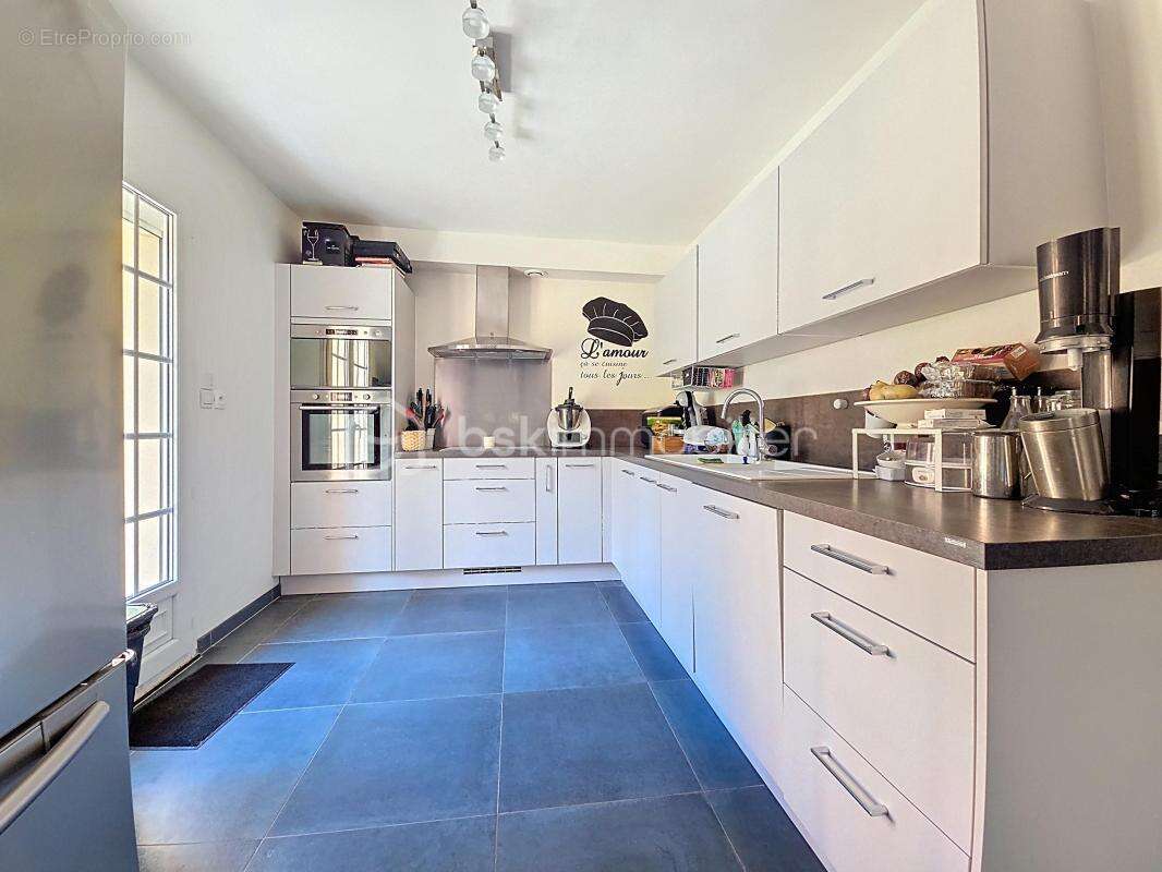 Maison à ROSNY-SOUS-BOIS