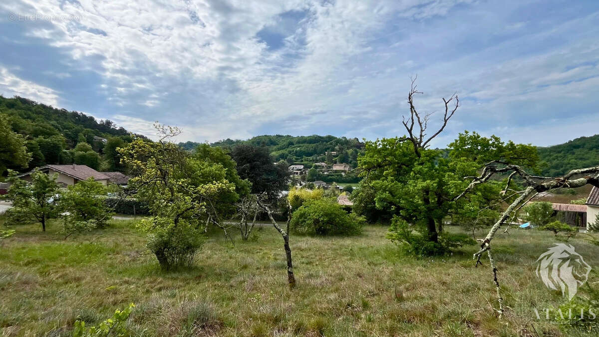 Terrain à PARNANS