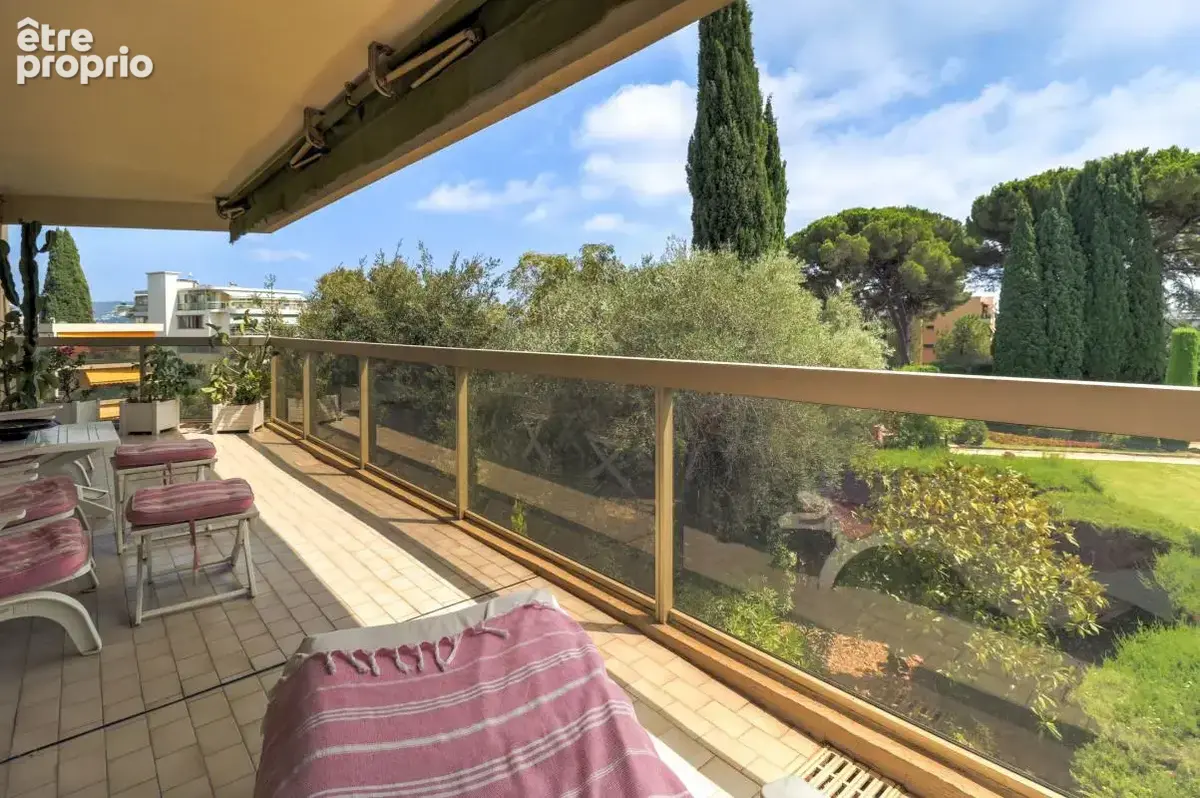 Résidence de prestige Château St-Anne 4p avec terrasses - photo 7