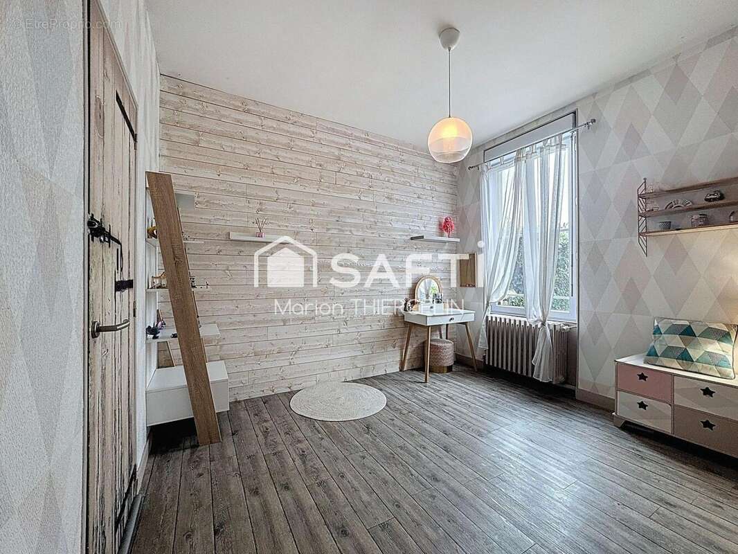 Photo 5 - Maison à NEUVILLE-AUX-BOIS