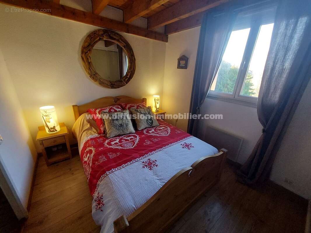 Appartement à LES THUILES