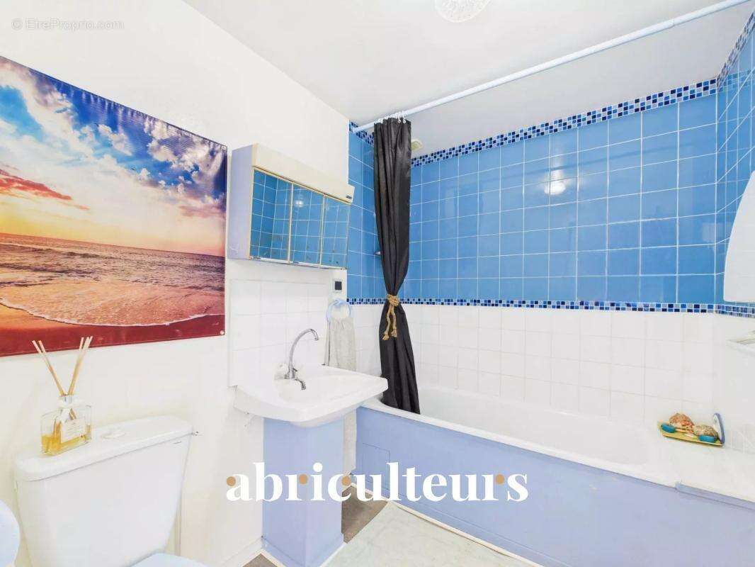 Maison à SAINT-MARTIN-DE-BONFOSSE