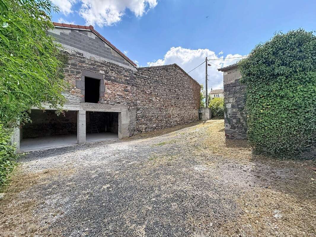 Maison 126 m² à Chatelguyon  - photo 4