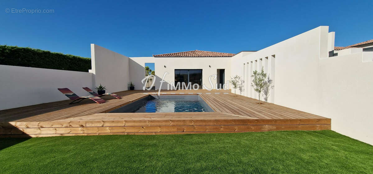Maison plain-pied 5 pièces avec piscine, garage et vue dégagé - photo 13