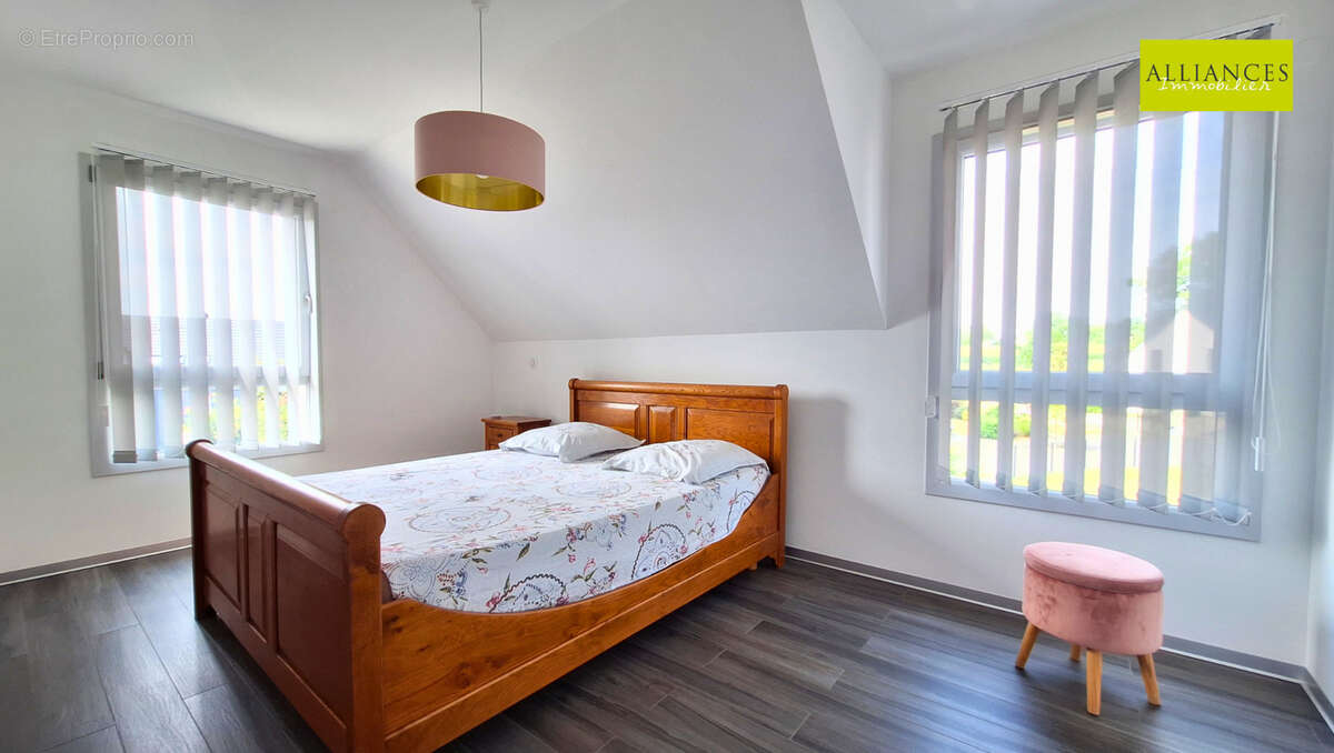 Maison récente de 124 m2   Prestations soignées dans un village très recherché - photo 21