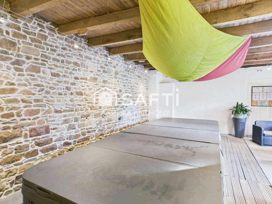 Photo 6 - Maison à PLOUEGAT-GUERAND
