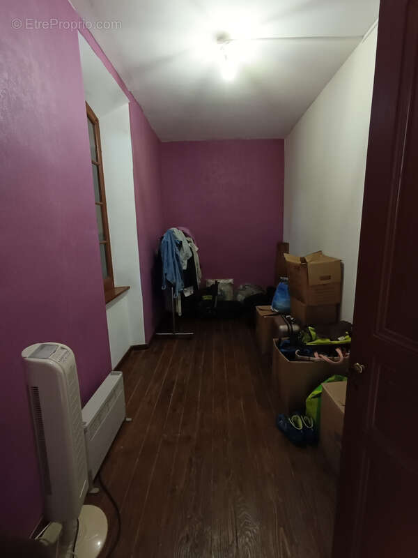 Maison de caractere  avec terrain non  attenant et garage - photo 10
