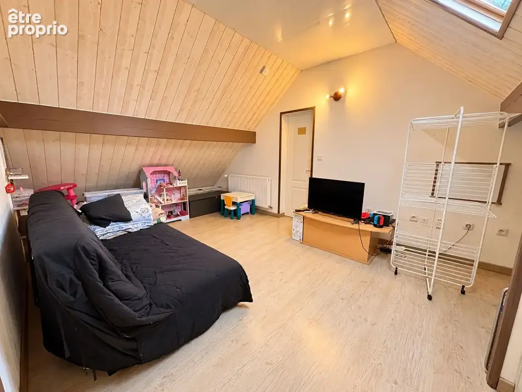 Maison familiale avec sous-sol total et terrain de 600 m² - photo 7