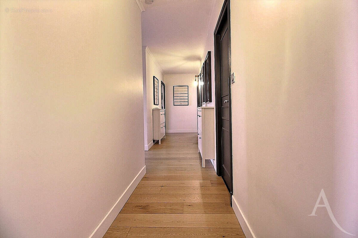 Maison à VILLENAVE-D'ORNON