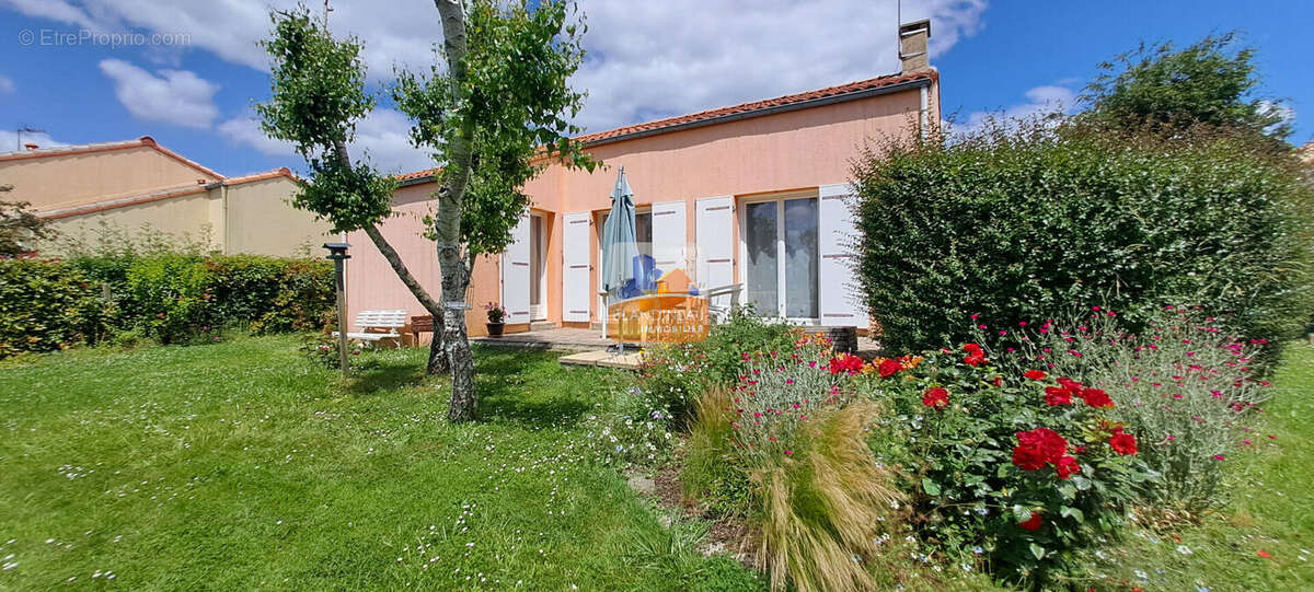 Maison à BOUGUENAIS