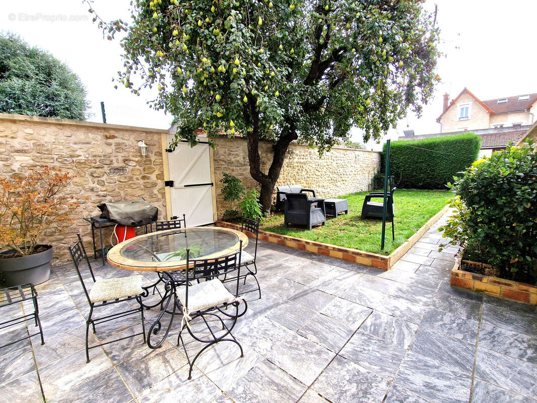 Maison à MANTES-LA-VILLE