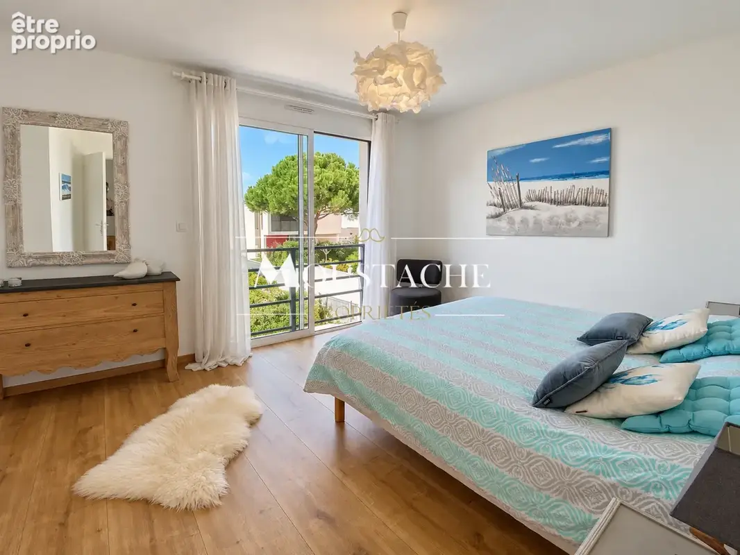 Superbe villa contemporaine et son aperçu mer  - à 800 m de la plage de royan pontaillac - - photo 14