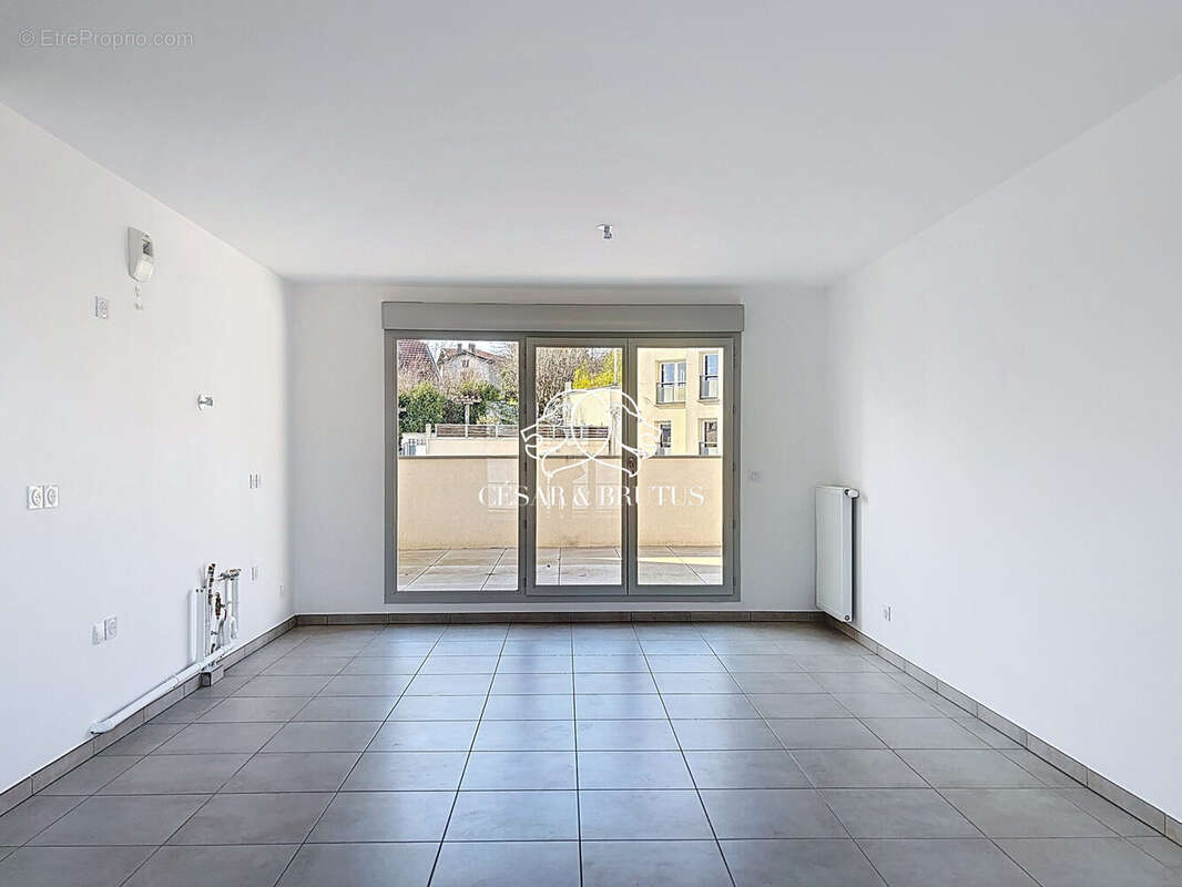 Appartement à RILLIEUX-LA-PAPE