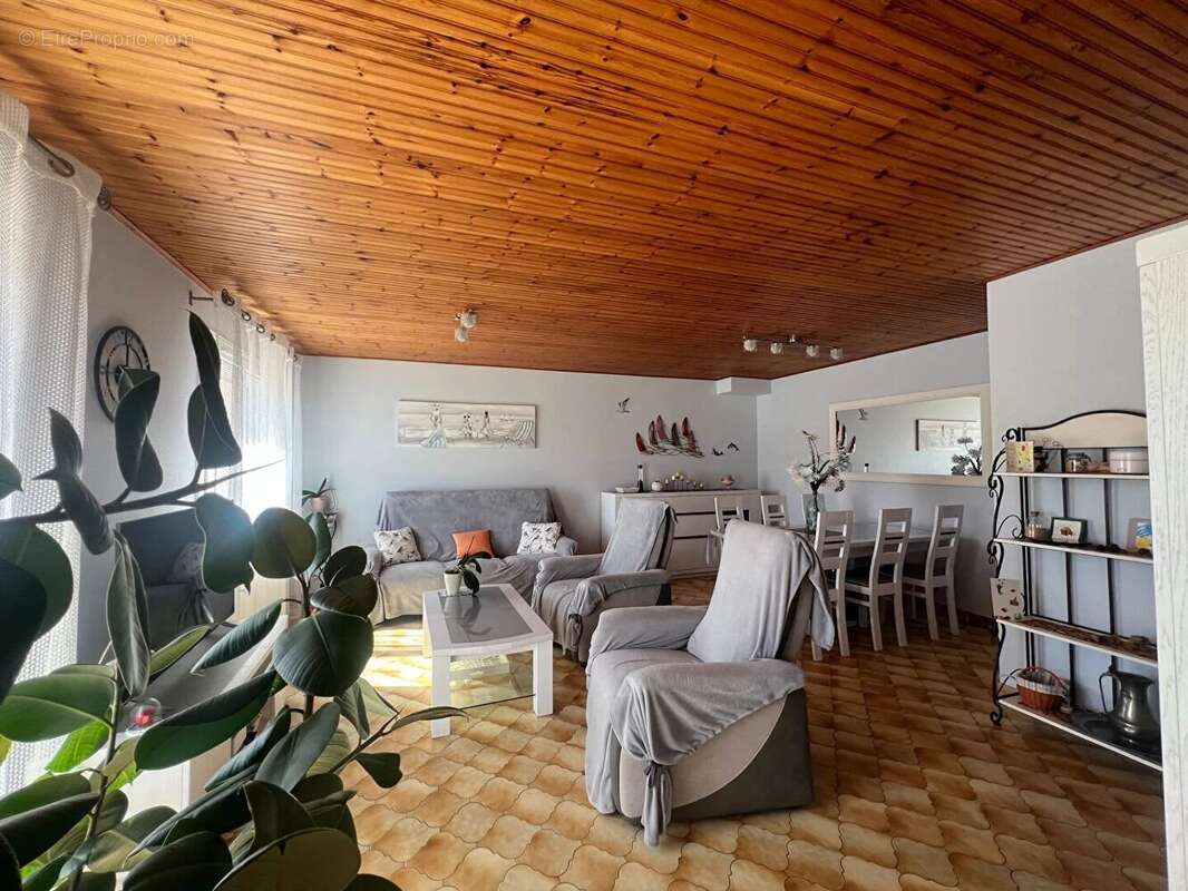 Maison Saint Vincent Sur Jard 4 pièce(s) 94.77 m2 - photo 2