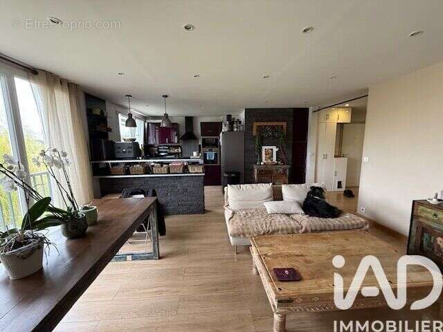 Photo 2 - Appartement à MONTLIGNON