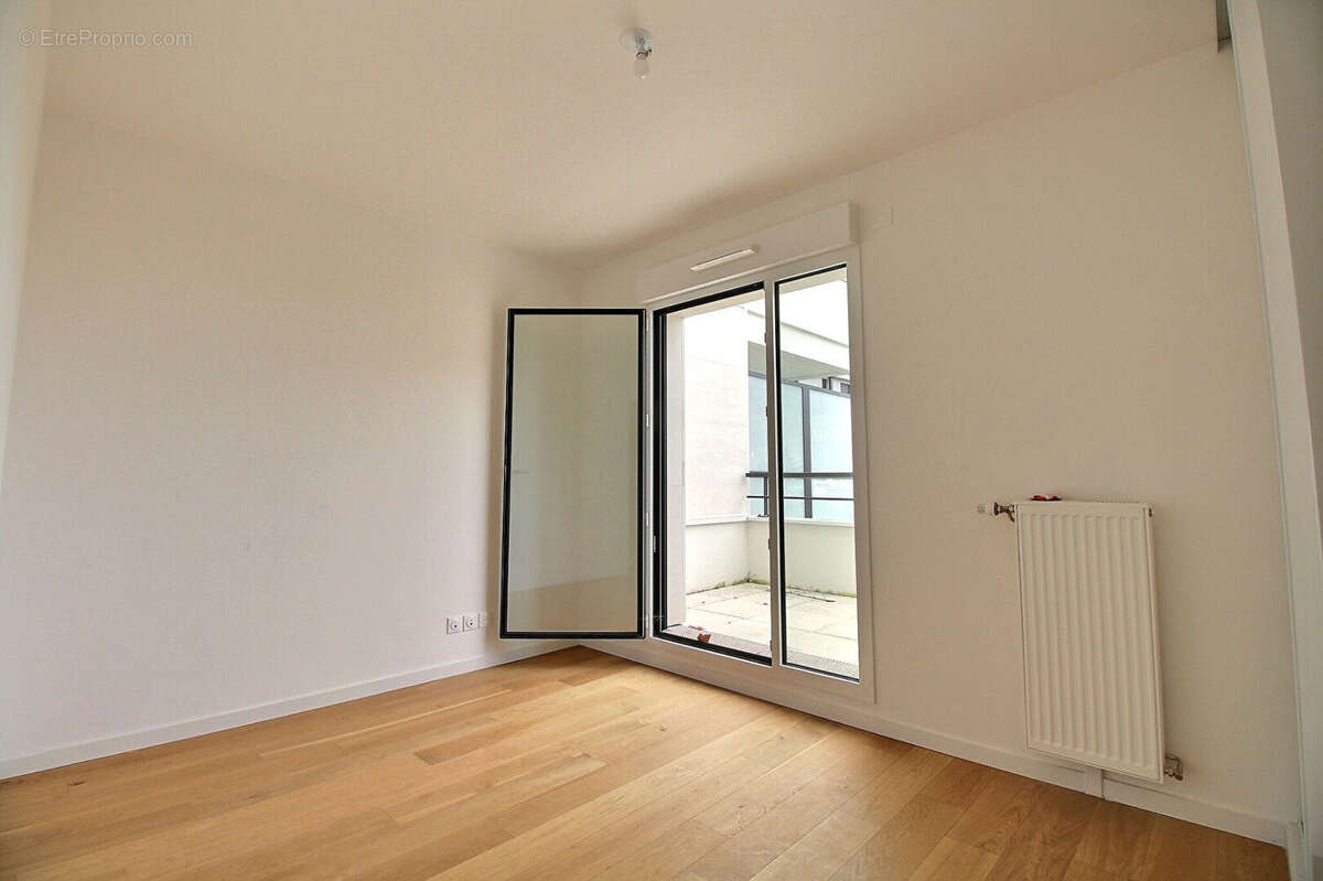 Appartement à COLOMBES
