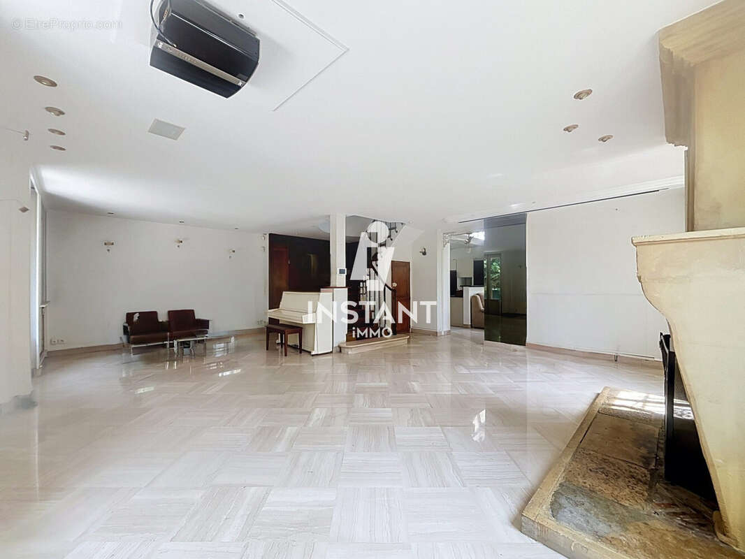 Maison 250 m² à Nogent-Sur-Marne  - photo 6