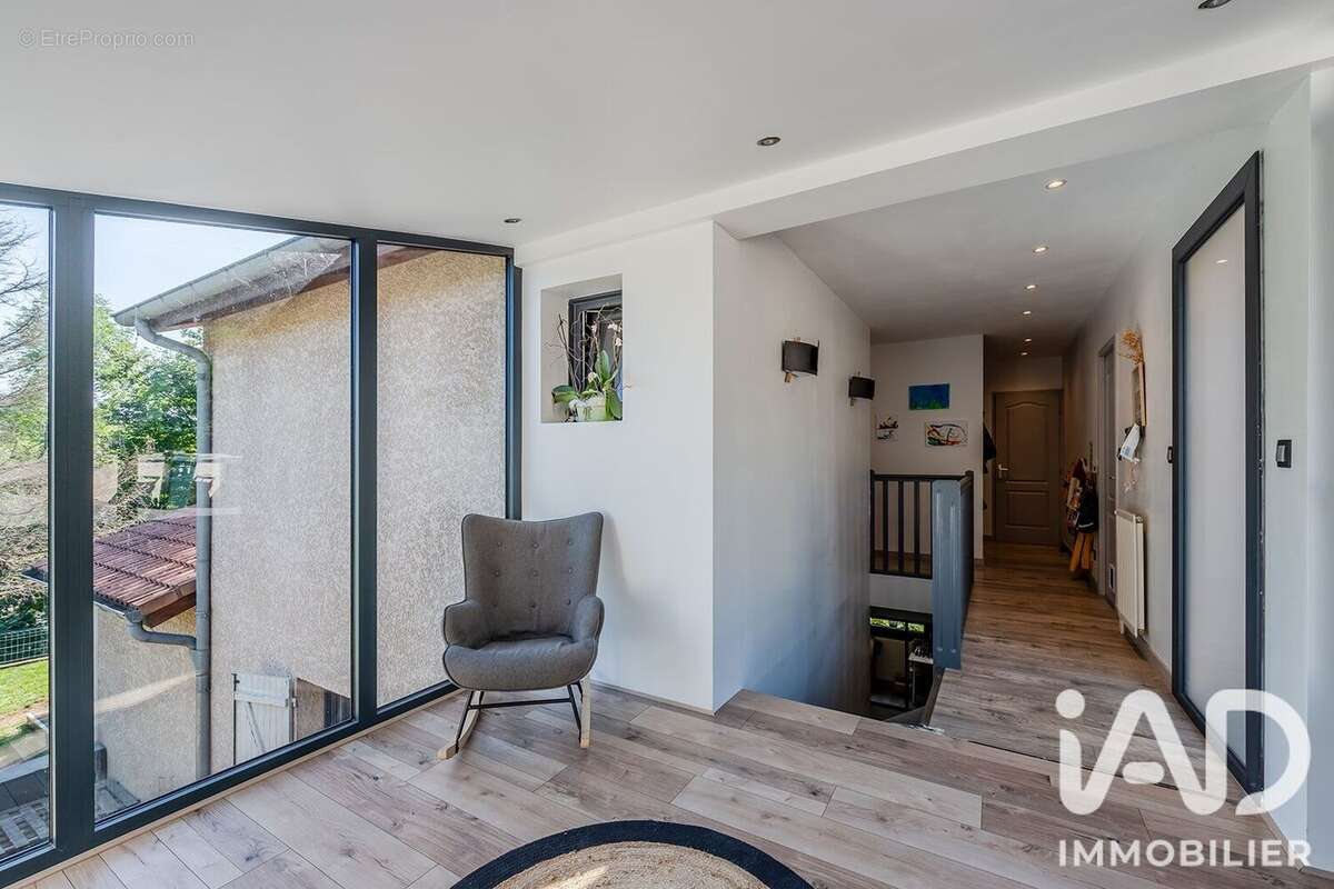 Photo 2 - Maison à DOMMARTIN
