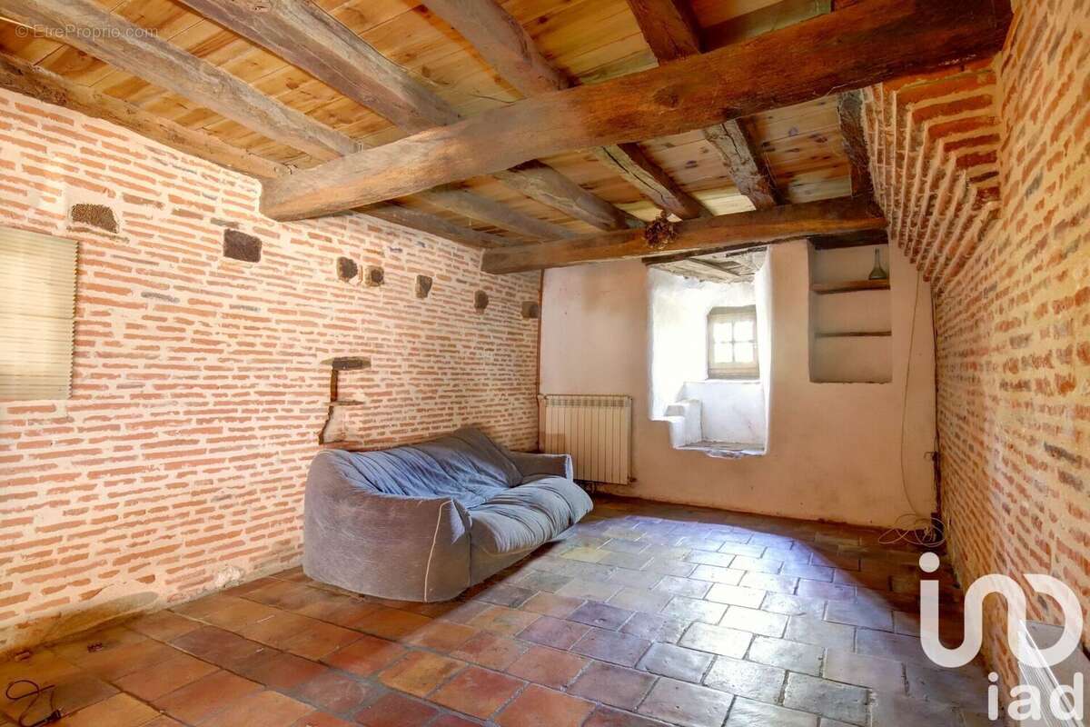 Maison 364 m² à Brens  - photo 6