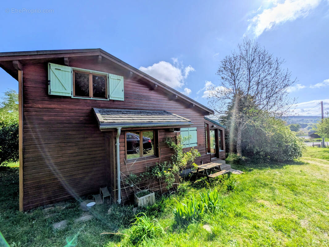 Maison à LAPRADE