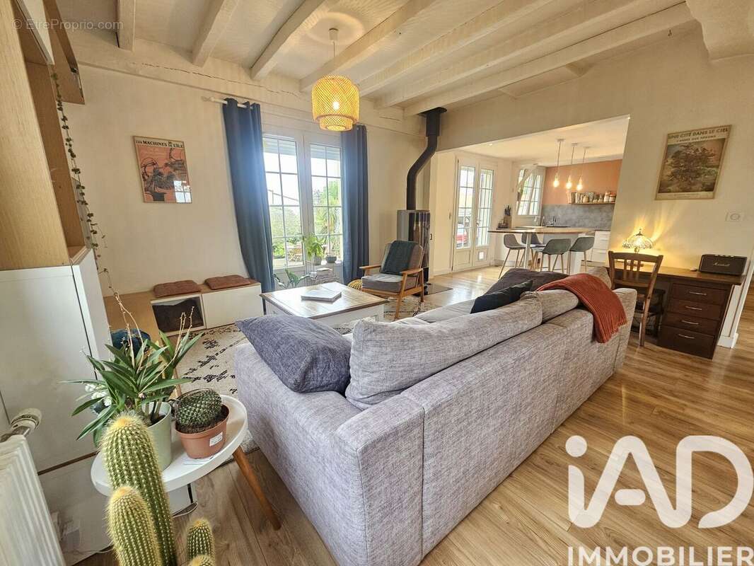 Photo 5 - Maison à VIEILLEVIGNE
