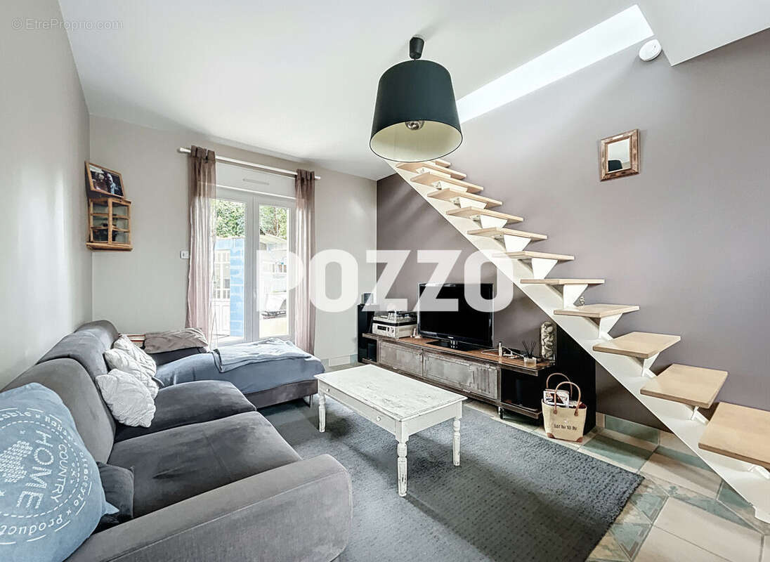 Maison à SAINT-PAIR-SUR-MER