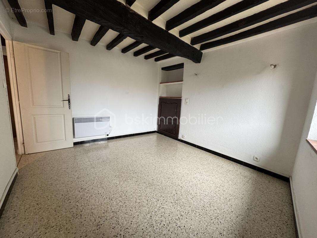 Appartement à GREOLIERES